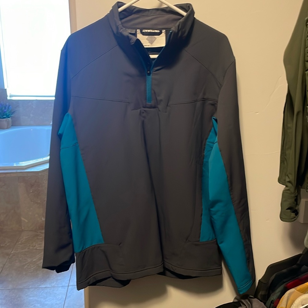 Spyder Waterproof, fleece lined ski top. Large. Men’s. (Grey/blue)